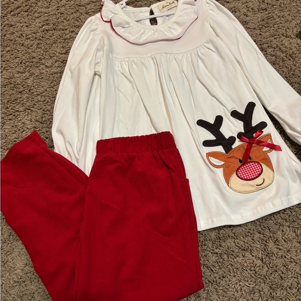 Marie Nicole Christmas Outfit